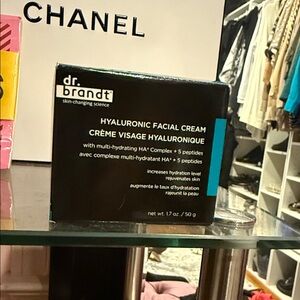 Dr. Brandt Hyaluronic Facial Cream - Black and Teal